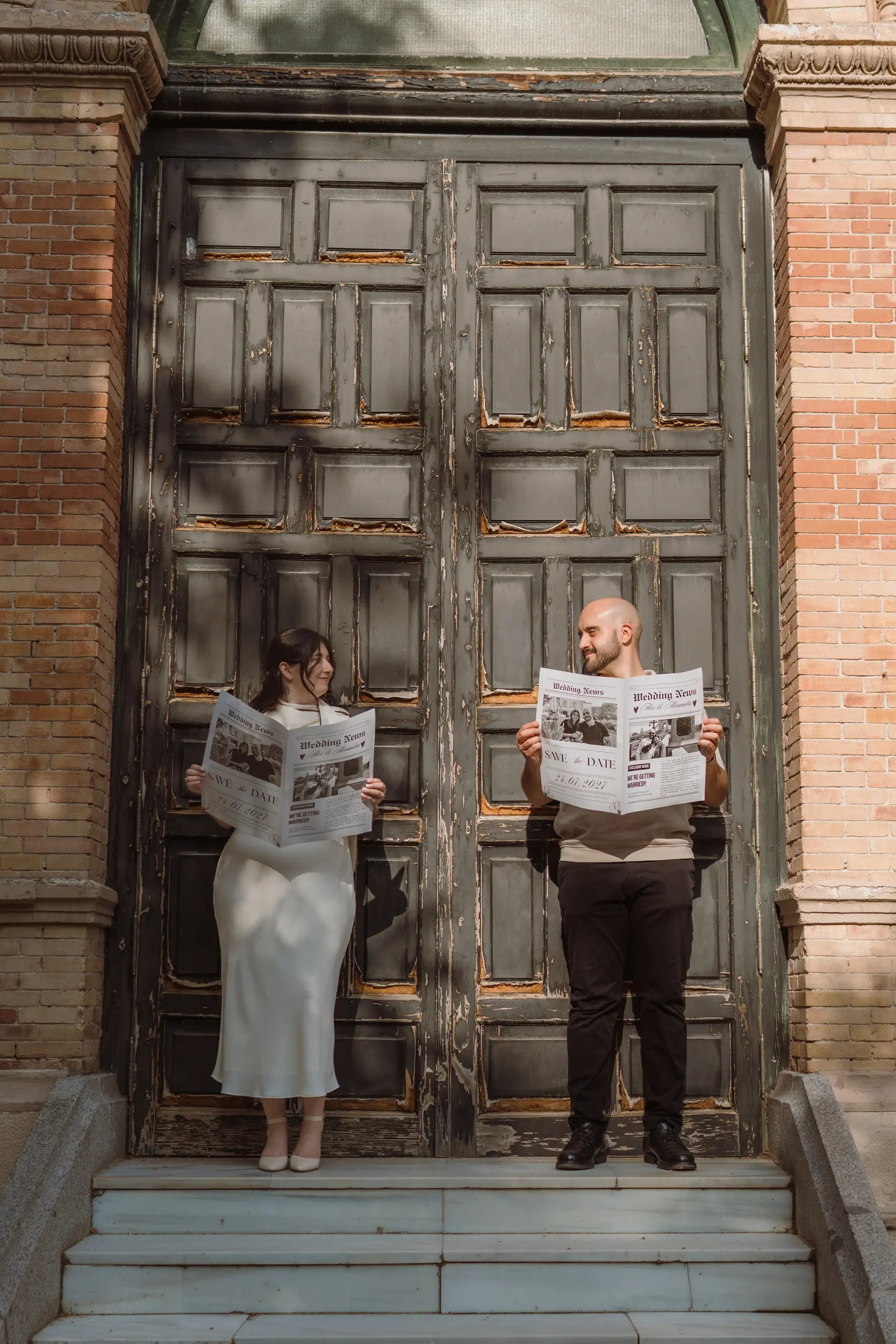 Couple photoshoot in Madrid · Me caso, literal