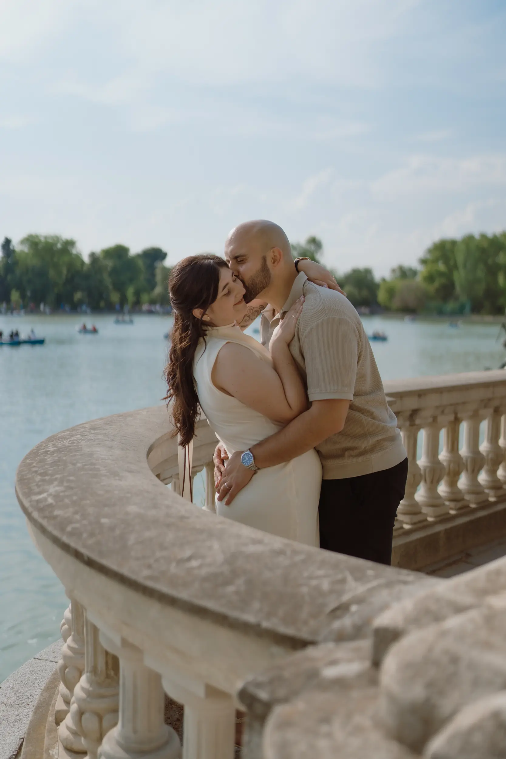 Couple photoshoot in Madrid · Me caso, literal