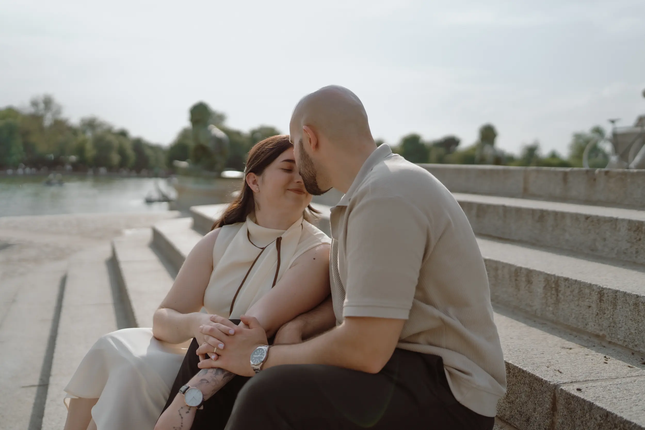 Couple photoshoot in Madrid · Me caso, literal